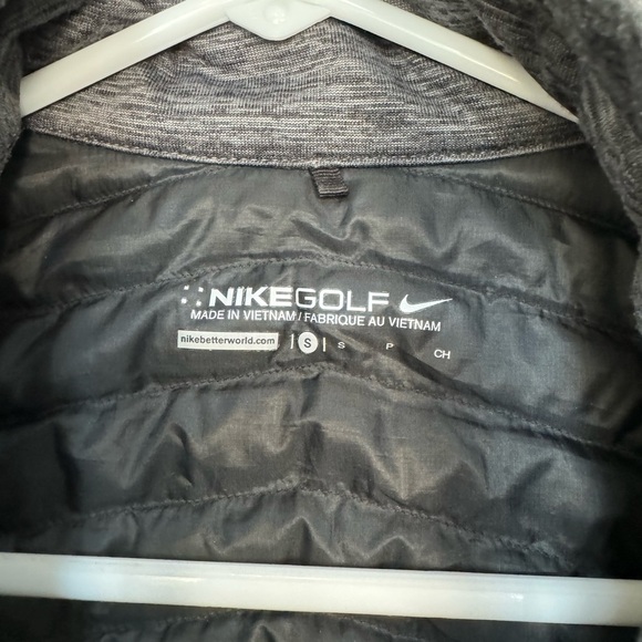 Nike Women's AeroLoft Golf Vest size small in black - Picture 5 of 9